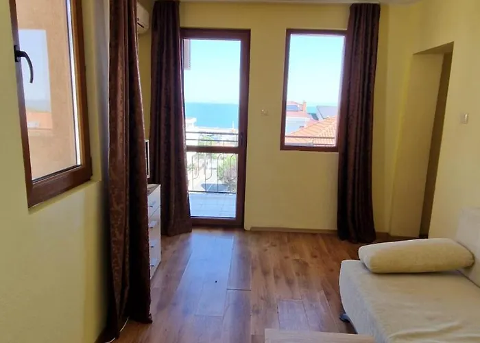 Vind Mini-hôtel Tchernomorets